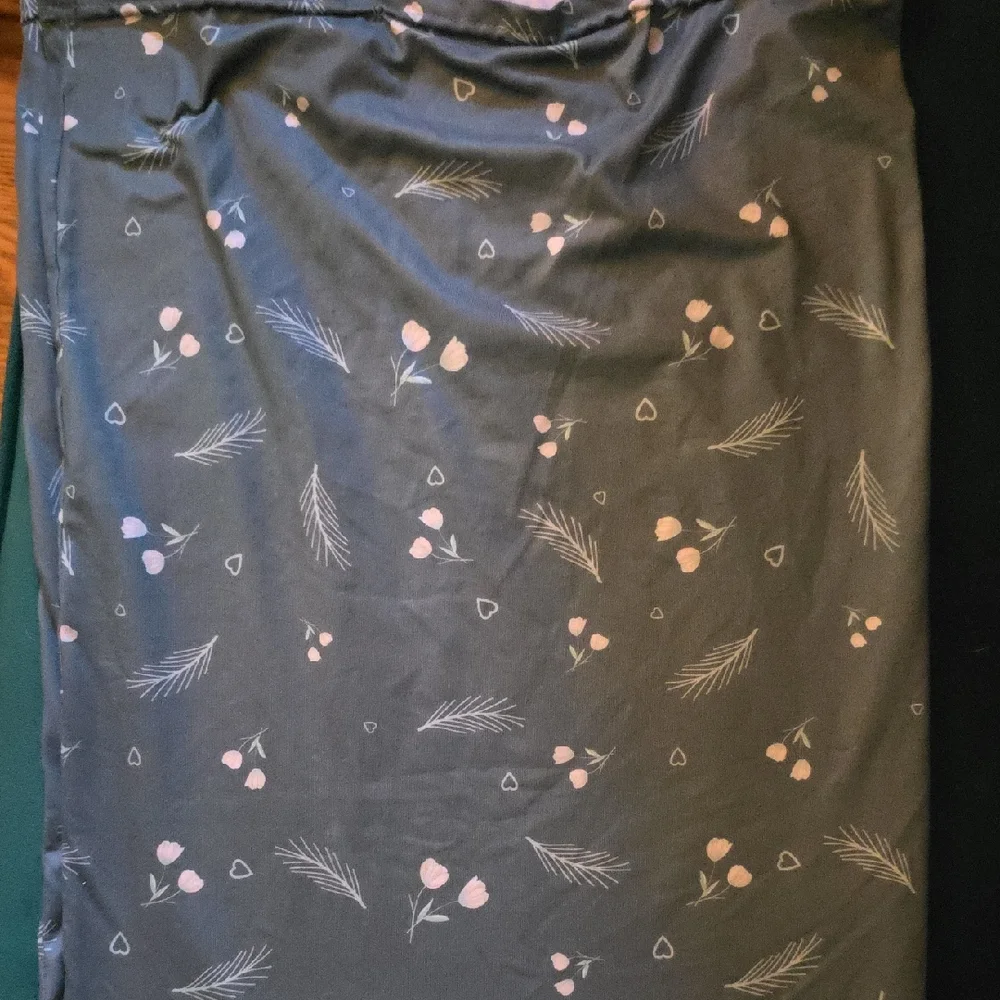 Floral Patterned Gray Skirt